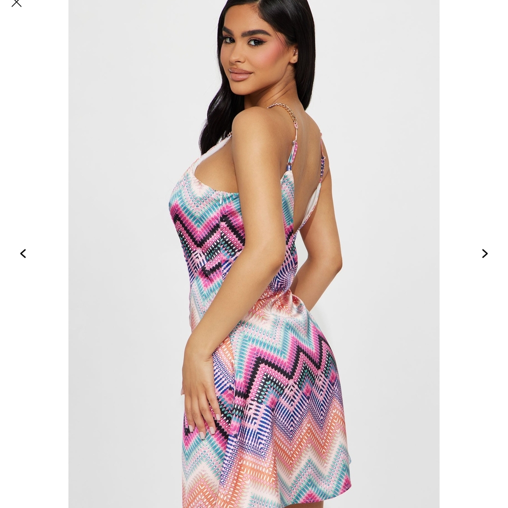 Fashion Nova Pink and Blue Chevron Midi Dress
